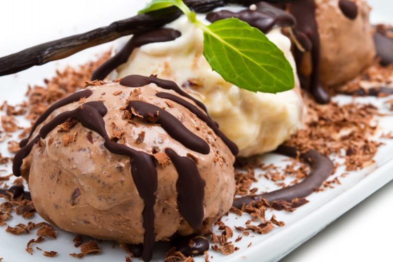 The Automatic Soft Serve Ice Cream Maker Rocks!