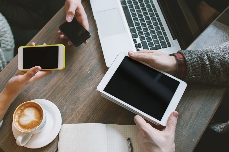 10 Mobile Apps That Changed The World