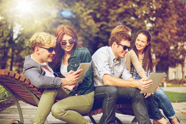 6 Steps to Fixing a Water Damaged Phone